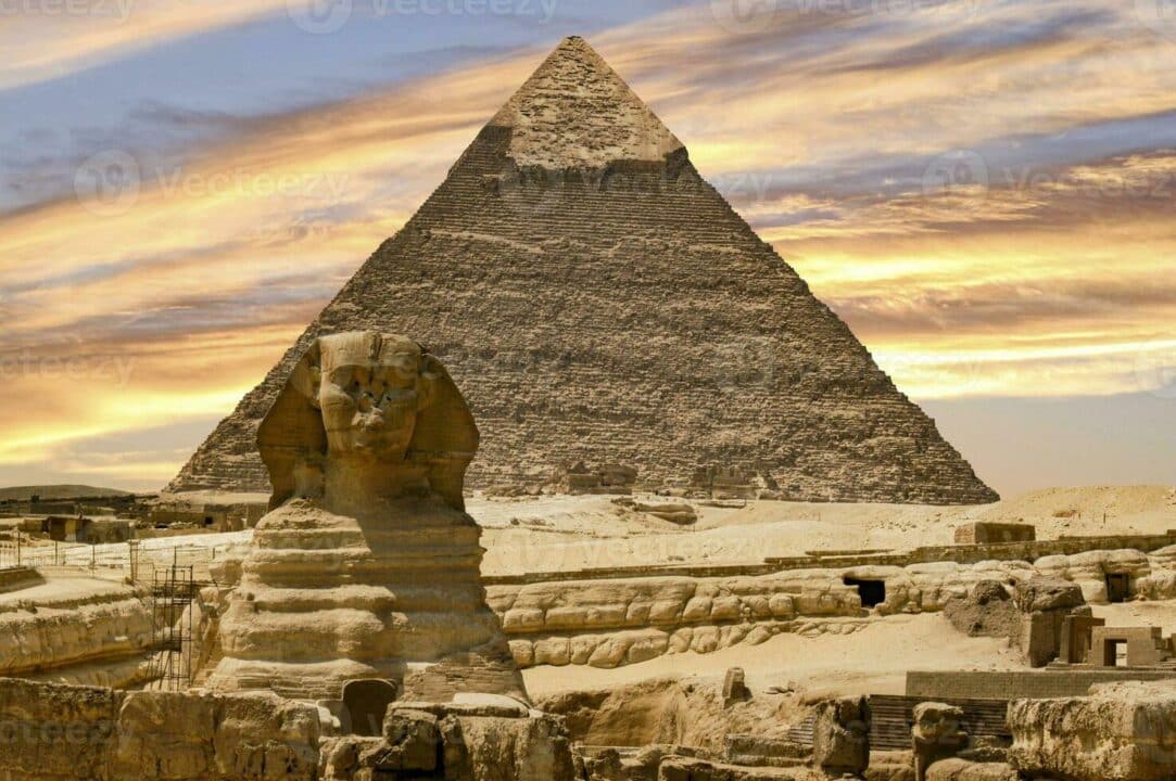 explorez les merveilles d'égypte, une terre de mystères et d'histoire. de la grandeur des pyramides de gizeh aux trésors du musée du caire, plongez dans un voyage fascinant au cœur d'une des civilisations les plus anciennes du monde.