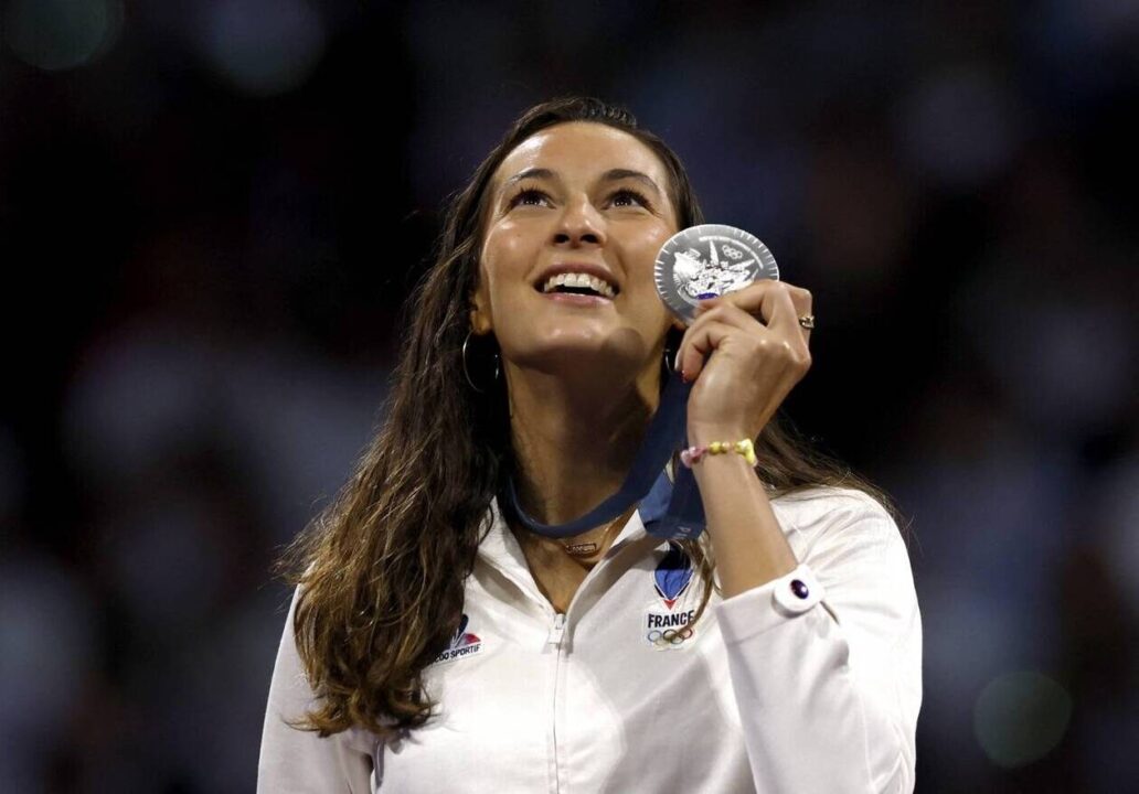 découvrez les coulisses passionnantes des documentaires sur les jeux olympiques, une plongée unique derrière la caméra qui révèle les histoires oubliées, les défis des athlètes et l'envers du décor des plus grandes compétitions sportives.