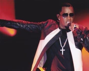 découvrez l'univers de puff daddy, icône incontournable du hip-hop, qui a marqué le genre avec son style unique et ses productions innovantes. plongez dans sa carrière, ses collaborations mémorables et son impact sur la culture musicale.